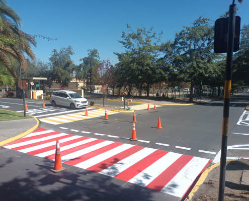 PASO PEATONAL ROJO BLANCO12